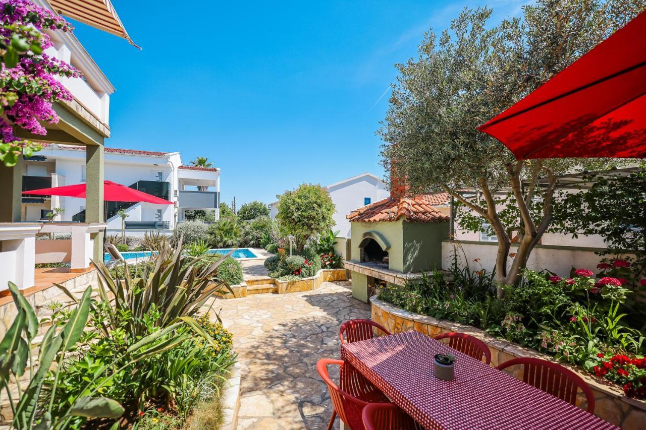 Goga Holiday home *